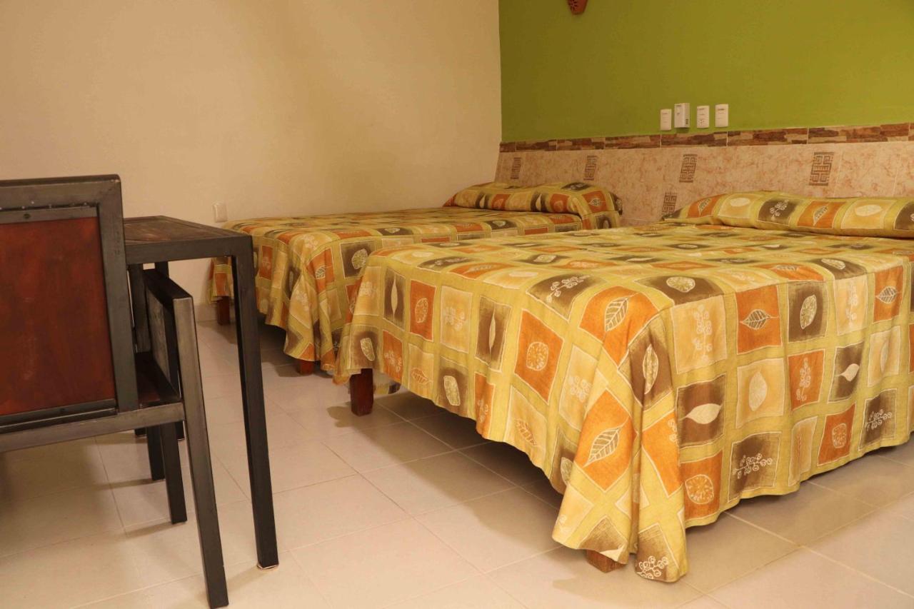 Hotel Quinta Santa Elena Palenque Extérieur photo