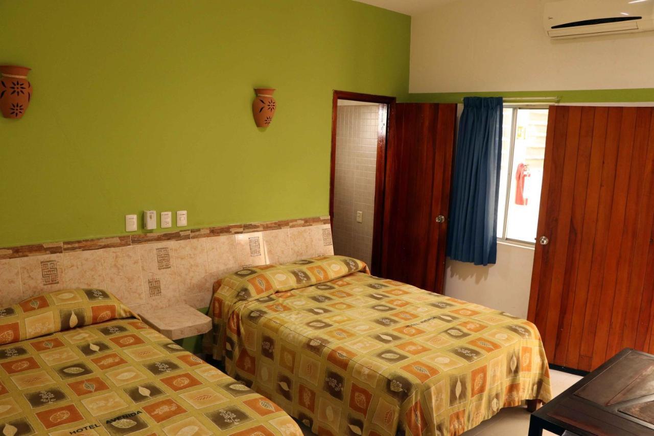 Hotel Quinta Santa Elena Palenque Extérieur photo